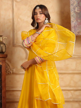 Elegant Mustard Gotta Patti Set