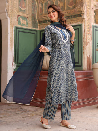 Ethnic motif print kurta with trouser dupatta set