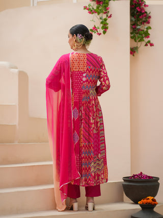Floral Kurta with Trousers Dupatta