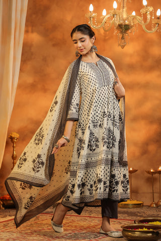 Floral Print Kurta & Trousers