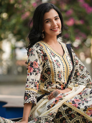 Floral kurta outfit