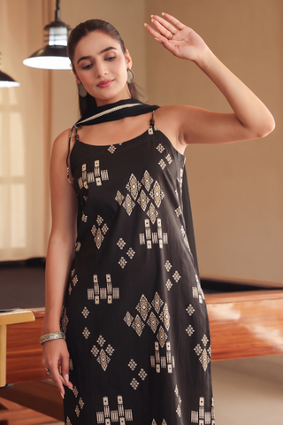 Women Printed Regular Pure Cotton Kurta with Trousers & With Dupatta