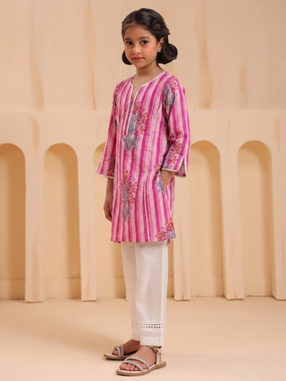 Girls traditional striped kurta with V-neck