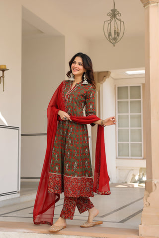 Green ethnic printed kurta set