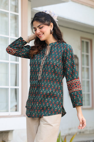 Green mandarin collar cotton top