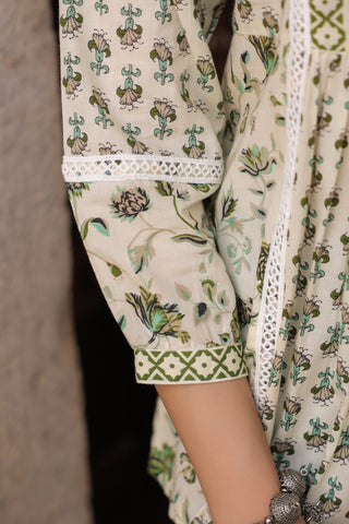 Lightweight pure cotton printed top