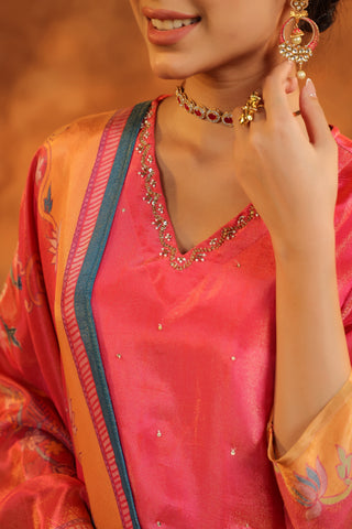 Motif Print Straight Kurta Outfit