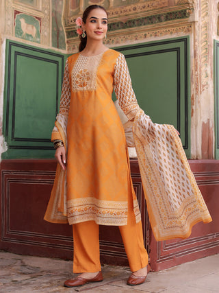 Printed kurta with trousers set