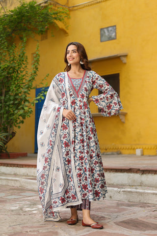 Pure cotton floral printed kurta featuring sequin detailing and dupatta