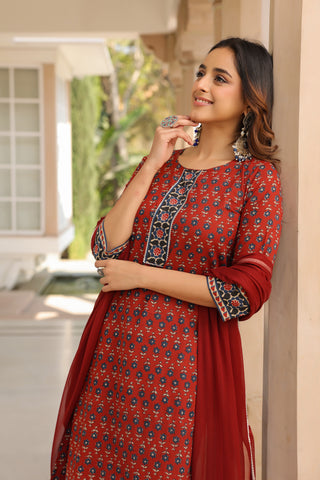 Pure cotton printed kurta paired with trousers and dupatta