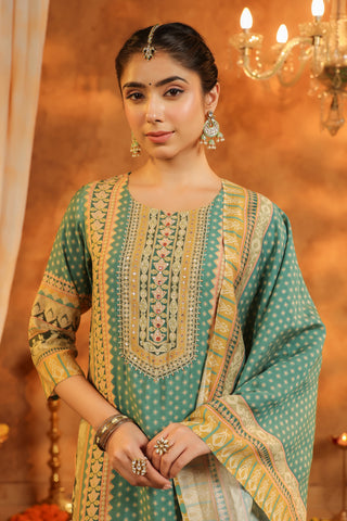 Round Neck Ethnic Kurta Set