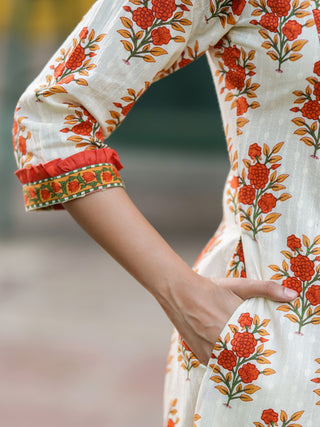 Floral Printed Thread Work Pure Cotton Kurta With Trousers & Dupatta