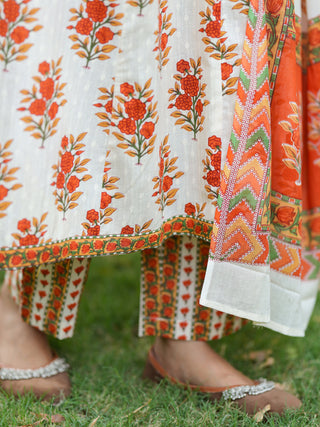 Floral Printed Thread Work Pure Cotton Kurta With Trousers & Dupatta