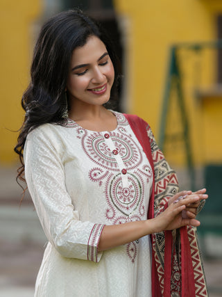 Women Embroidered Regular Sequinned Cotton Kurta with Trousers & Dupatta