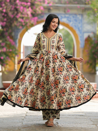 Women Floral Printed Regular Pure Cotton Kurta with Trousers & Dupatta