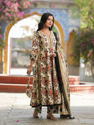 Women Floral Printed Regular Pure Cotton Kurta with Trousers & Dupatta