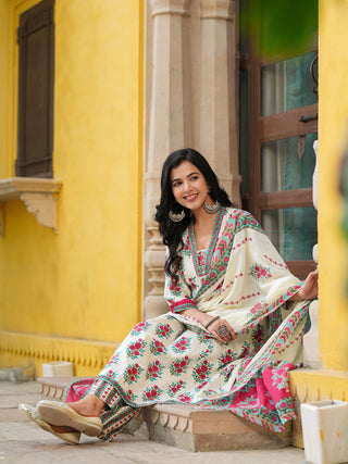 Floral Printed Thread Work Pure Cotton Kurta With Trousers & Dupatta