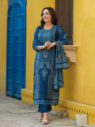 Women Ethnic Motifs Printed Regular Kurta with Trousers & Dupatta