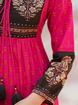 Ethnic Motifs Printed Cotton Fit & Flare Midi Dress