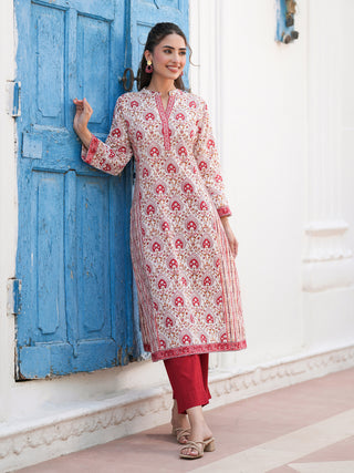 Women Floral Printed Daily Cotton A-Line Kurta
