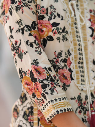 Women Floral Printed Thread Work Pure Cotton Straight Kurta