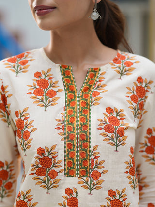 Women Floral Printed Pure Cotton Regular Top