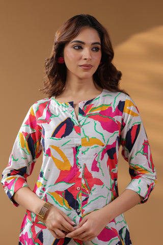 Women Floral Printed Three-Quarter Sleeves Cotton Top