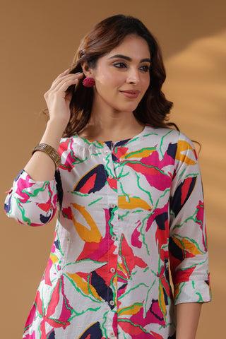 Women Floral Printed Three-Quarter Sleeves Cotton Top