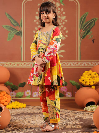 Girls Floral Printed Regular Pure Cotton Kurta with Trousers & With Dupatta