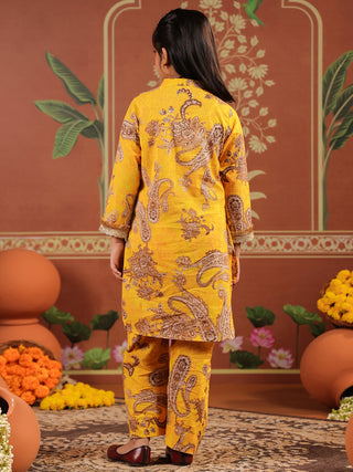 Girls Ethnic Motifs Printed Cord Set