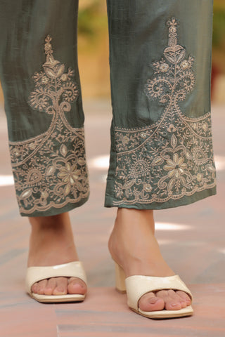 Women Embroidered Co-ord Set