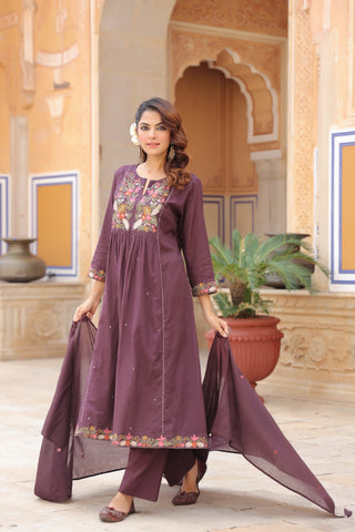 Women Floral Embroidered Regular Cotton Kurta, Trousers & Dupatta Kurta Set