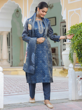 Women Floral Printed Regular Thread Work Pure Cotton Kurta with Trousers & With Dupatta