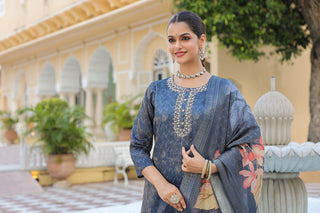 Women Floral Printed Regular Thread Work Pure Cotton Kurta with Trousers & With Dupatta