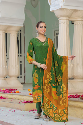 Women Ethnic Motifs Printed Beads and Stones Kurta Set With Dupatta