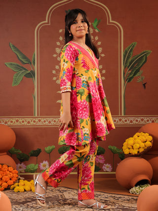 Girls Floral Printed Empire Gotta Patti Pure Cotton Kurti with Trousers & With Dupatta