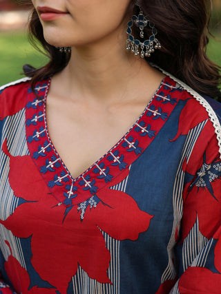 Women Floral Printed Regular Pure Cotton Kurta with Trousers & With Dupatta