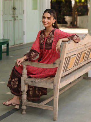 Ethnic Motifs Printed Tiered Pure Cotton V-Neck Fit & Flared Midi Dress