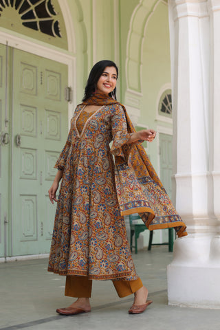 Women Ethnic Motifs Printed Pure Cotton Kurta With Trousers & Dupatta