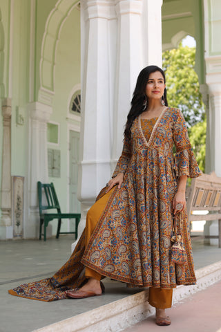 Women Ethnic Motifs Printed Pure Cotton Kurta With Trousers & Dupatta