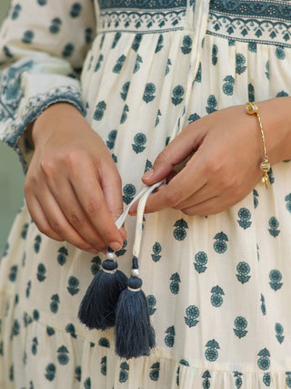 Women Ethnic Printed Pure Cotton V-Neck Fit & Flared Midi Ethnic Dresses