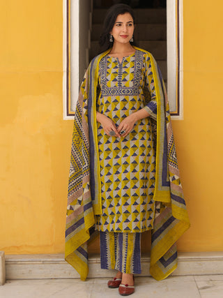 Geometric Printed Pure Cotton Straight Kurta With Trousers & Dupatta