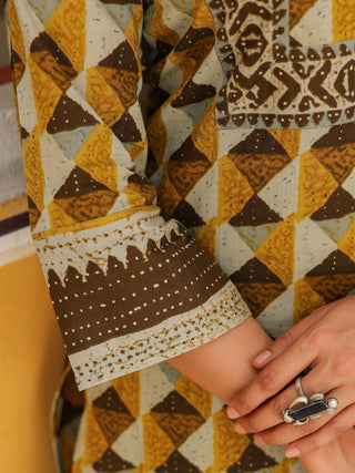 Women Printed Regular Pure Cotton Kurta with Trousers & Dupatta