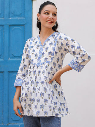 Women Floral Printed V Neck Cotton Top