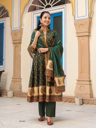 Women Ethnic Motifs Printed Cotton Anarkali Kurta with Trousers & Dupatta
