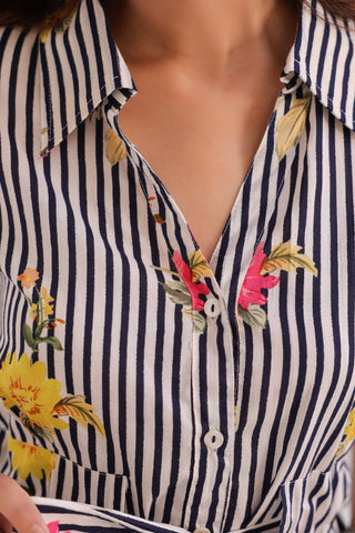 Women Vertical Striped Spread Collar Pure Cotton Casual Shirt