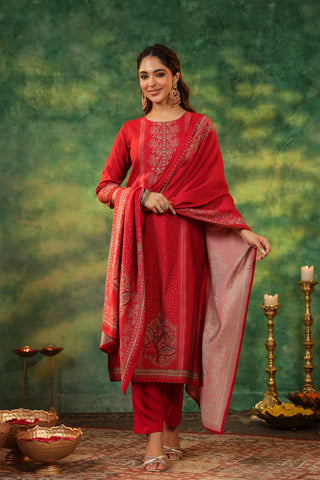 Ethnic Motifs Printed Round Neck Straight Kurta With Trousers & Dupatta