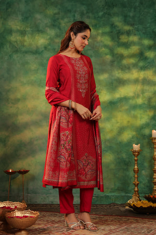 Ethnic Motifs Printed Round Neck Straight Kurta With Trousers & Dupatta