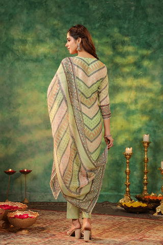 Ethnic Motifs Printed Sequinned Straight Kurta With Trouser & Dupatta