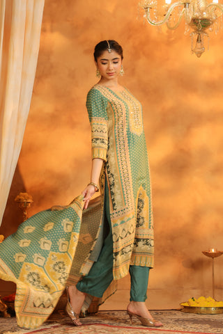 Ethnic Motifs Printed Kurta With Trousers & Dupatta